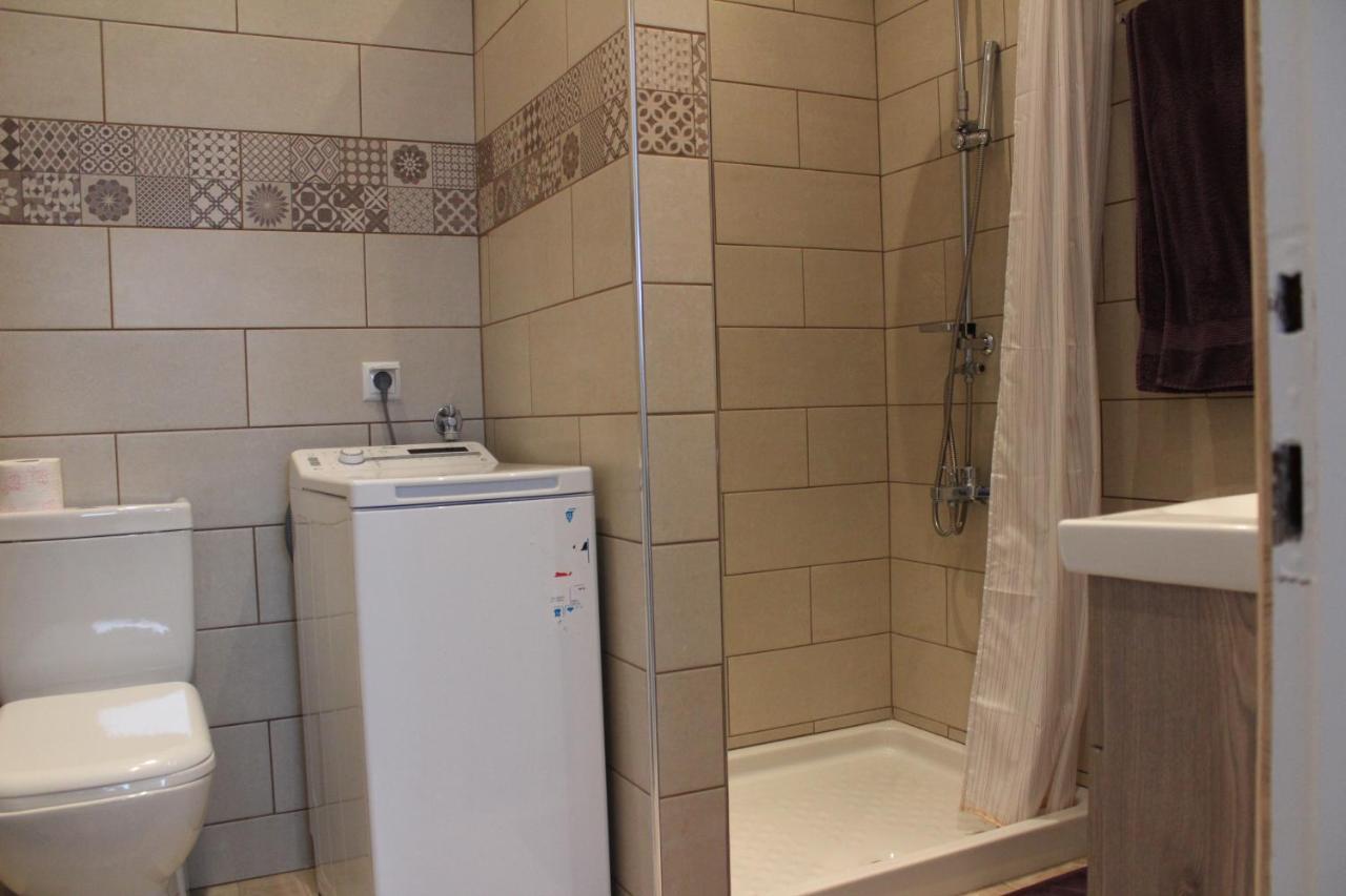 Pares Comfort Apartment Неа Карвали Екстериор снимка